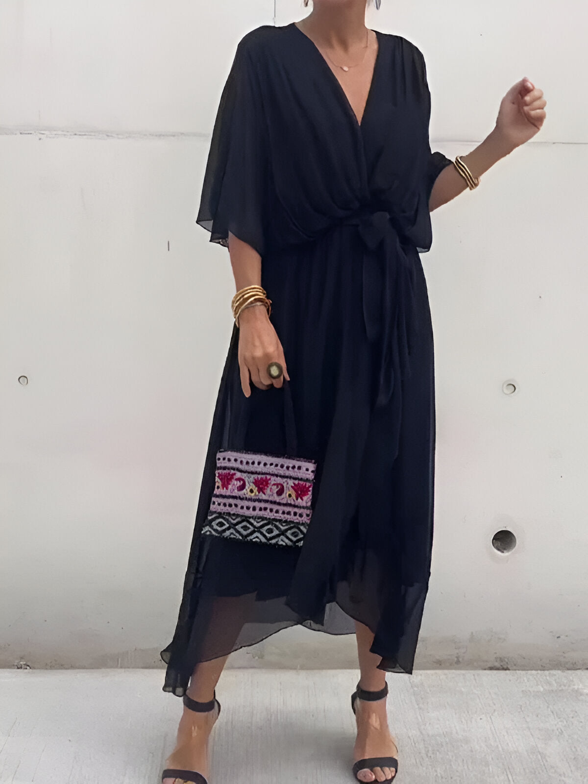Mila™ | Chiffon jurk met V-hals